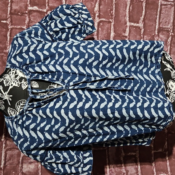 Madewell Tops - Madewell Navy and White Wave Blouse